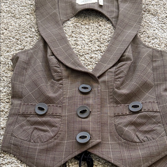 GUESS Brown Plaid Boot-Cut Pants with Matching Corset back Vest - Picture 5 of 10